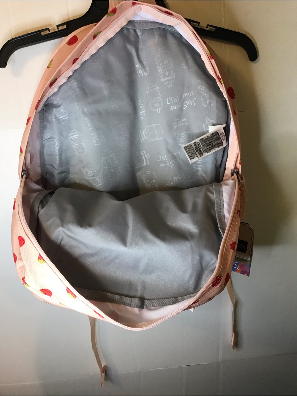 Jansport XL Big Student Strawberry Shower Backpack NWT - Picture 6 of 11